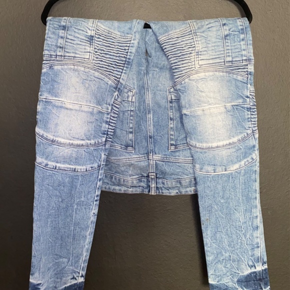 Jeans - Picture 2 of 2